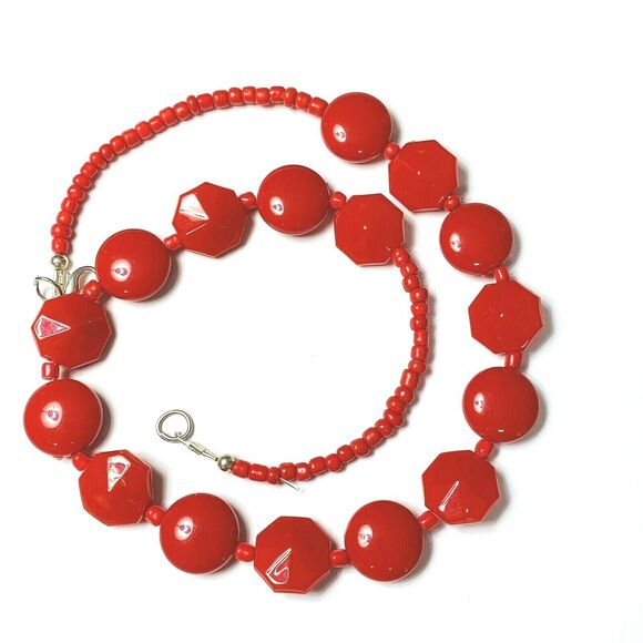 Vintage Bright Valentine Red Beaded Necklace and Earring Set Acrylic Silver Tone - Picture 5 of 10